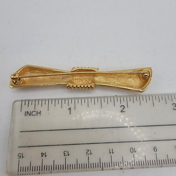 Monet Signed Brooch Vintage‎ Matte Gold Tone Bar Pin - Picture 3 of 4